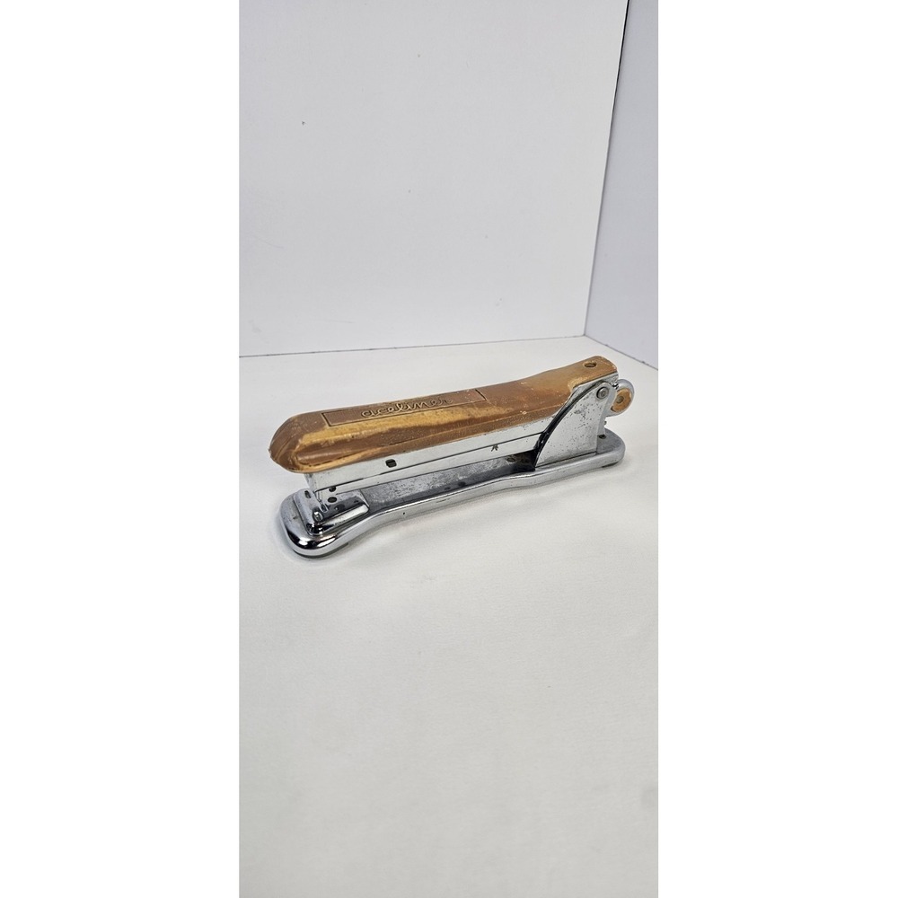 VINTAGE ACE ACELINER 502 STAPLER! BEIGE! VERY NICE SHAPE! WORKS! MADE IN USA